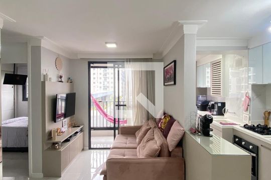 Apartamento à venda com 2 quartos, 48m² em Centro, Osasco