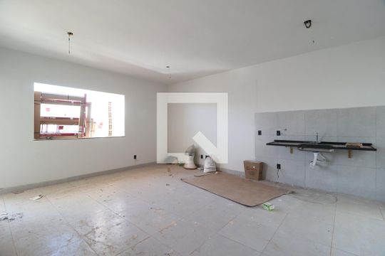 Apartamento para alugar com 3 quartos, 77m² em Novo Mundo, Uberlândia