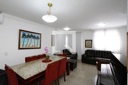 Apartamento à venda com 3 quartos, 135m² em Nova Granada, Belo Horizonte