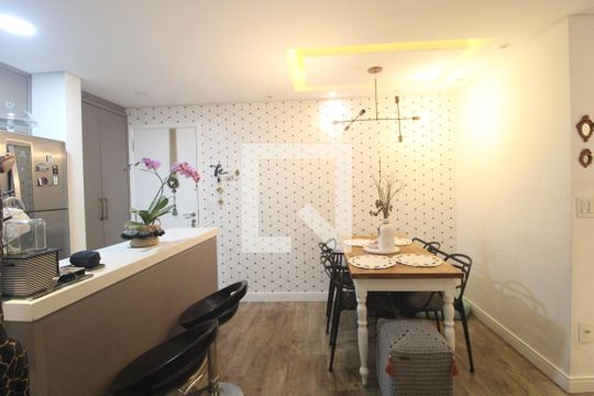 Apartamento à venda com 2 quartos, 61m² em Vila Isa, São Paulo