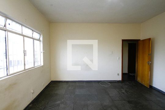 Kitnet/Studio para alugar com 1 quarto, 24m² em João Pinheiro, Belo Horizonte