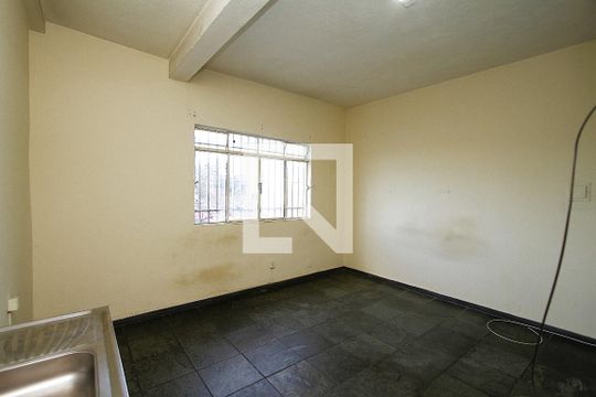 Kitnet/Studio para alugar com 1 quarto, 24m² em João Pinheiro, Belo Horizonte