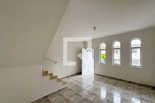 Casa para alugar com 3 quartos, 219m² em Jardim Nascimento, São Bernardo do Campo