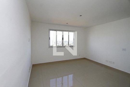 Apartamento para alugar com 2 quartos, 72m² em Carlos Prates, Belo Horizonte