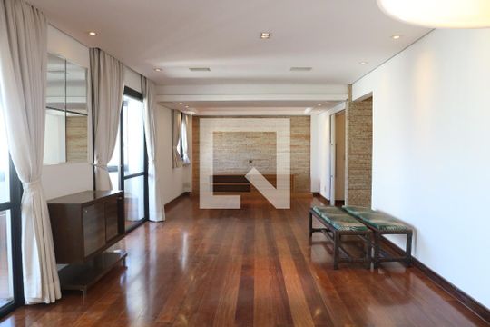 Apartamento à venda com 3 quartos, 180m² em Vila Anglo Brasileira, São Paulo