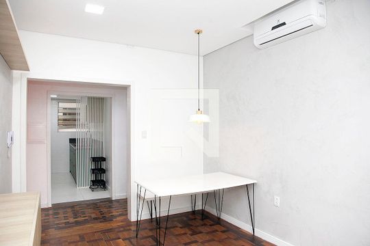 Apartamento para alugar com 3 quartos, 88m² em Auxiliadora, Porto Alegre