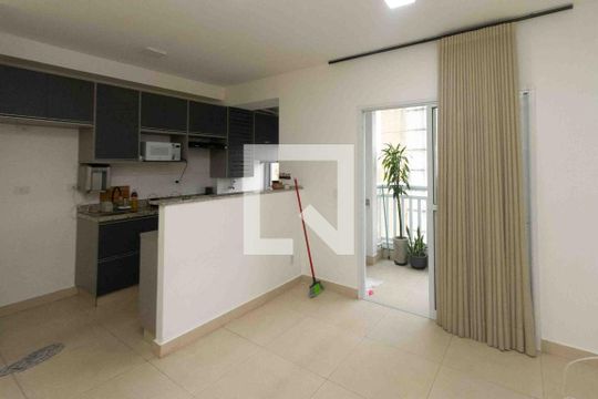 Apartamento para alugar com 2 quartos, 58m² em Vila Alpina, São Paulo