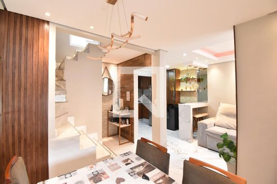 Casa à venda com 2 quartos, 75m² em Cidade Industrial de Curitiba, Curitiba