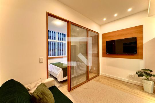 Kitnet/Studio à venda com 1 quarto, 33m² em Centro, Rio de Janeiro
