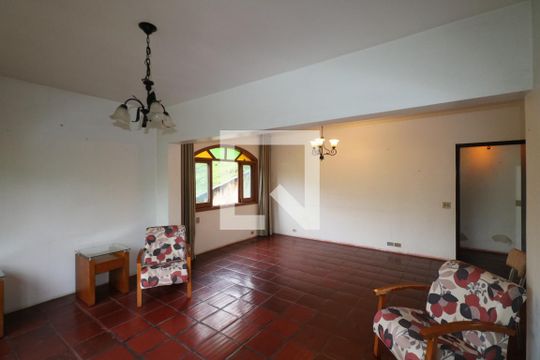 Sala de casa para alugar com 3 quartos, 250m² em Sete Praias, Diadema