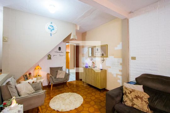 Casa à venda com 2 quartos, 220m² em Vila Humaita, Santo André