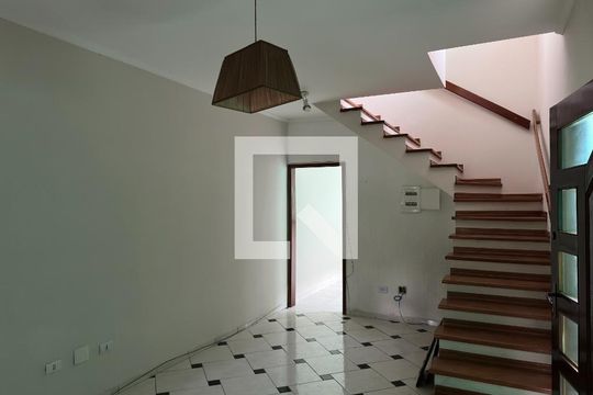 Casa para alugar com 3 quartos, 110m² em Parque Industrial, São José dos Campos