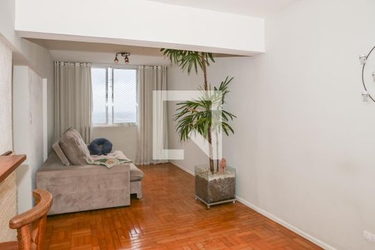 Apartamento para alugar com 3 quartos, 74m² em Sumarezinho, São Paulo