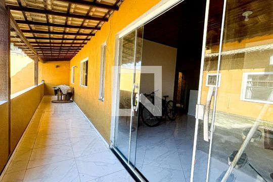 Casa para alugar com 2 quartos, 80m² em Unamar, Cabo Frio