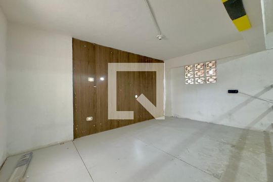 Kitnet/Studio para alugar com 1 quarto, 60m² em Jardim Presidente Dutra, Guarulhos