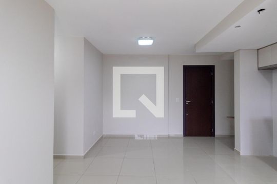 Apartamento à venda com 2 quartos, 55m² em Capão Raso, Curitiba