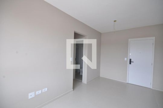 Apartamento para alugar com 2 quartos, 45m² em Vila Mazzei, São Paulo