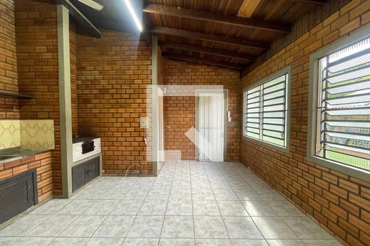 Casa à venda com 2 quartos, 120m² em Primavera, Novo Hamburgo