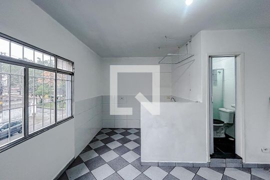 Kitnet/Studio para alugar com 1 quarto, 30m² em Vila Carrão, São Paulo