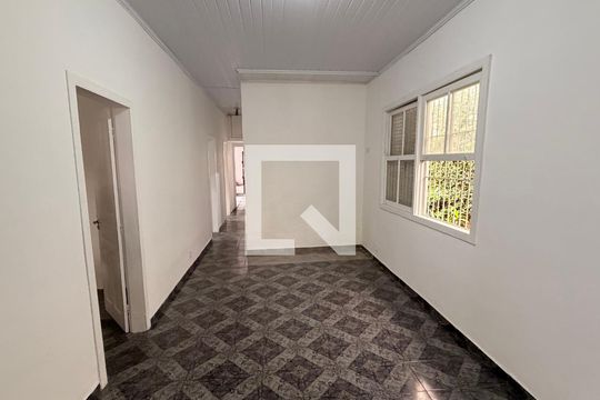 Casa para alugar com 4 quartos, 200m² em Valparaíso, Petrópolis