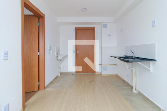 Apartamento para alugar com 1 quarto, 24m² em Vila das Belezas, São Paulo