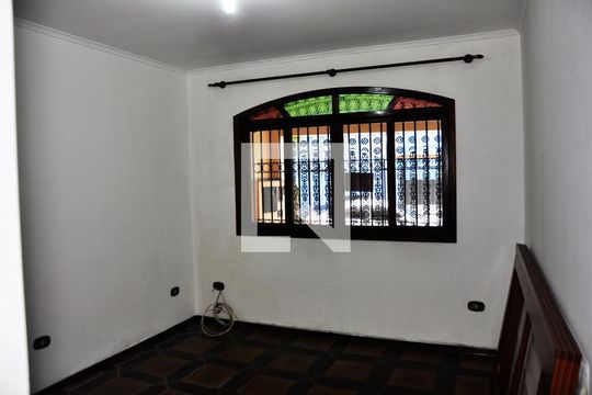 Casa para alugar com 2 quartos, 200m² em Jaguará, São Paulo