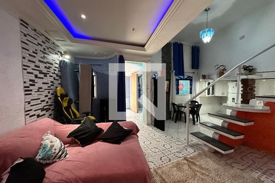 Casa para alugar com 2 quartos, 82m² em Parque dos Camargos, Barueri