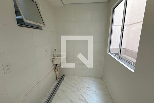 Área de Serviço de apartamento para alugar com 2 quartos, 48m² em Granja Viana, Cotia