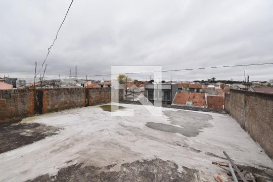 Casa para alugar com 3 quartos, 200m² em Campo de Santana, Curitiba
