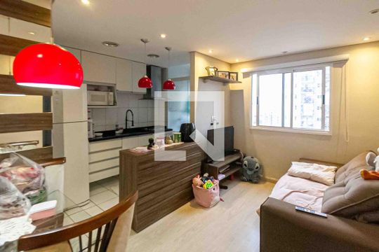 Apartamento à venda com 2 quartos, 49m² em Vila Antonieta, São Paulo