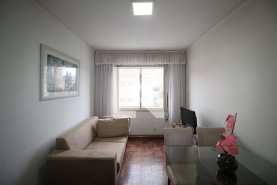 Apartamento para alugar com 1 quarto, 42m² em Passo D’areia, Porto Alegre