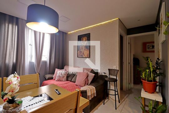 Apartamento à venda com 2 quartos, 40m² em Vila Lutécia, Santo André