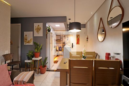 Apartamento à venda com 2 quartos, 40m² em Vila Lutécia, Santo André
