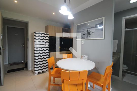 Kitnet/Studio para alugar com 1 quarto, 32m² em Jacarepaguá, Rio de Janeiro
