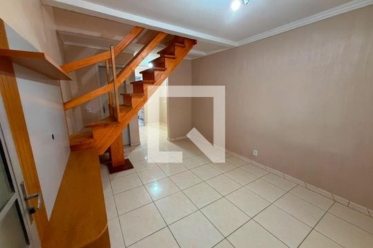 Casa de Condomínio para alugar com 2 quartos, 46m² em Rio Branco, Canoas