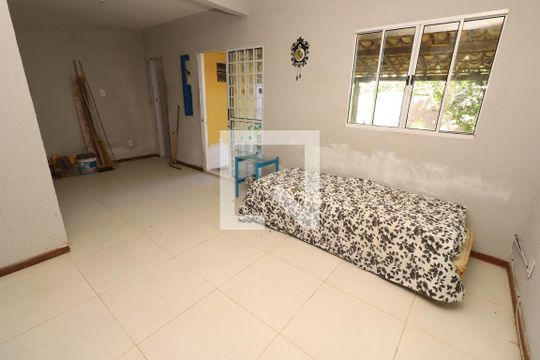 Sala de casa para alugar com 1 quarto, 90m² em Itapuã, Salvador