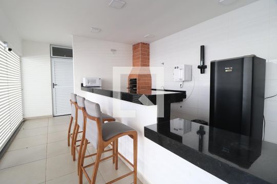 Apartamento para alugar com 2 quartos, 60m² em Brasil, Uberlândia