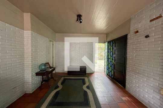 Casa à venda com 4 quartos, 250m² em Rio Branco, Novo Hamburgo