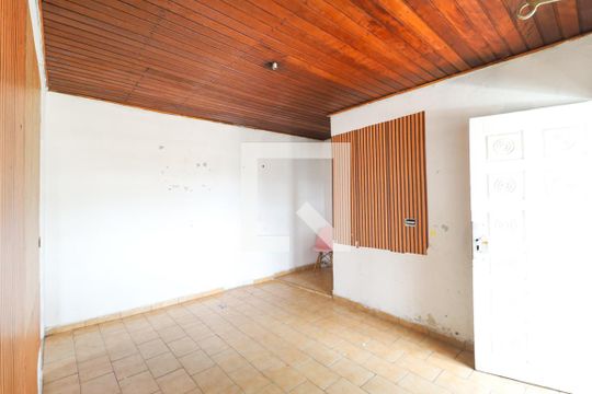 Casa para alugar com 1 quarto, 45m² em Parque Edu Chaves, São Paulo