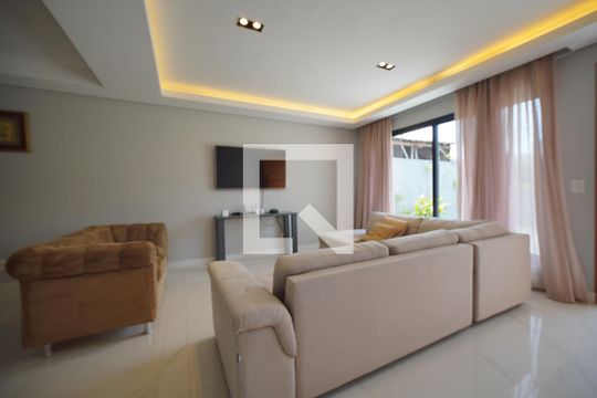 Casa para alugar com 3 quartos, 140m² em Lagoa da Conceição, Florianópolis