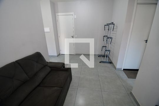 Apartamento à venda com 2 quartos, 43m² em Parque da Amizade (nova Veneza), Sumaré