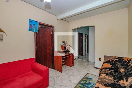 Casa para alugar com 3 quartos, 117m² em Costa E Silva, Porto Alegre