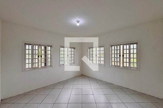 Casa de Condomínio para alugar com 2 quartos, 90m² em Ilha de Guaratiba, Rio de Janeiro