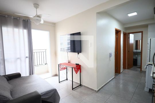 Apartamento para alugar com 2 quartos, 39m² em Jardim Boa Vista (zona Oeste), Osasco