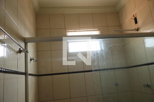 Apartamento para alugar com 3 quartos, 100m² em Jardim Sao Luiz, Montes Claros