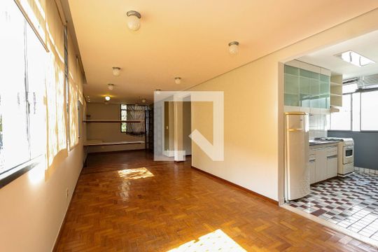 Apartamento à venda com 2 quartos, 85m² em Vila Paris, Belo Horizonte