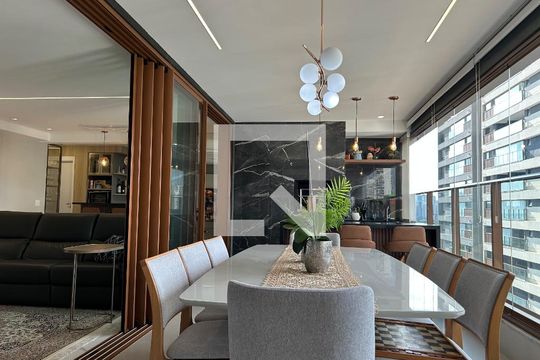 Apartamento à venda com 3 quartos, 145m² em Campo Belo, São Paulo