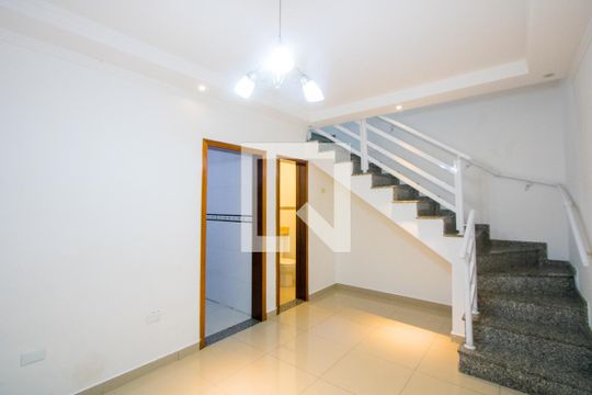 Casa para alugar com 2 quartos, 100m² em Vila Pires, Santo André