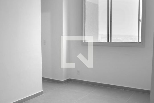 Apartamento para alugar com 2 quartos, 39m² em Socorro, São Paulo