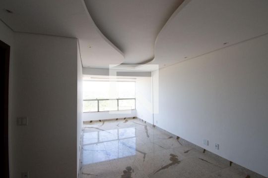 Apartamento para alugar com 2 quartos, 90m² em Q 201, Brasília